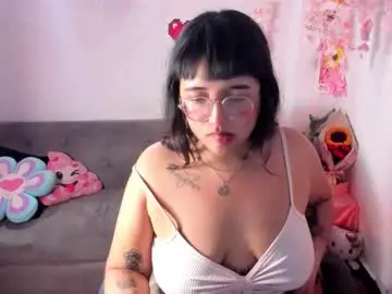 Chaturbate Live Sex Cam of emilycollei