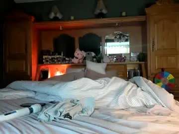 Chaturbate Adult Video Chat of mariahpinkkitty