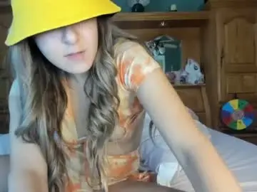 Chaturbate Live Sex Cam of mariahpinkkitty