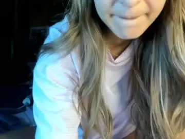 Chaturbate Live Sex Cam of mariahpinkkitty