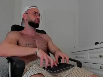 Chaturbate Nude Webcam of michaelevansx