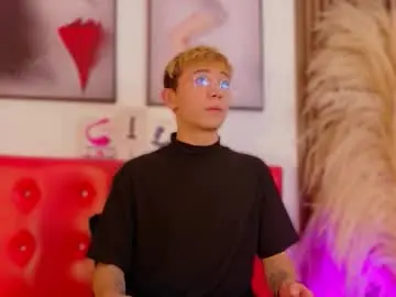 Chaturbate Best live sex cam show of naughty__chris