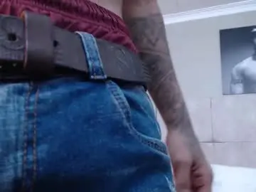 Chaturbate Sex Cam of adam_piarse