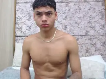 Chaturbate Adult Video Chat of adam_piarse