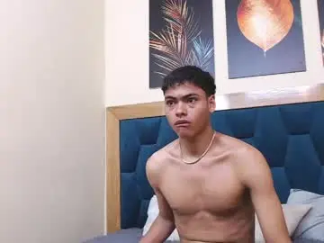 Chaturbate Adult Webcams of adam_piarse