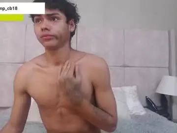 Chaturbate Adult Webcams of adam_piarse