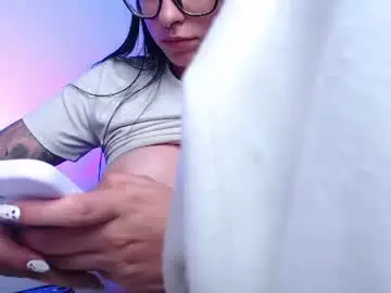 Chaturbate Watch Live Sex Cams of daniela_cute22