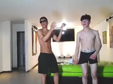 Chaturbate Best live sex cam show of gnecos