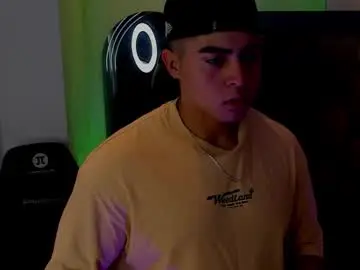 Chaturbate Best live sex cam show of tyler_king11