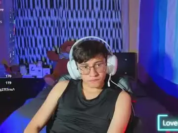 Chaturbate Live Porn of angelito18_twink