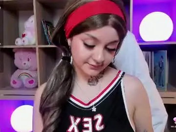 Chaturbate Best live sex cam show of lexirouge__