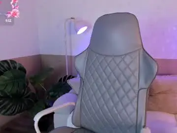Chaturbate Free Live Porn of lexirouge__
