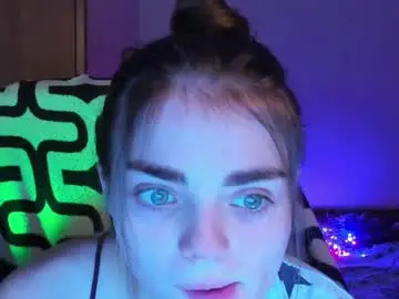 Chaturbate Best live sex cam show of sophiesuvi