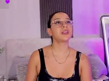 Chaturbate Free Porn Cam of zoee_martins_