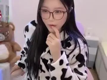 Chaturbate Free Porn Cam of gorgeous_girl33