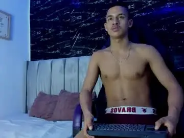 Chaturbate Live Sex Cam of jhos_smith