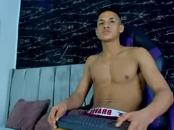 Chaturbate Best live sex cam show of jhos_smith