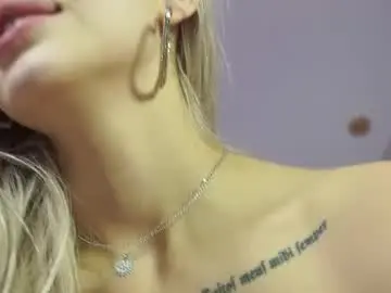 Chaturbate Live Porn of milabunny_