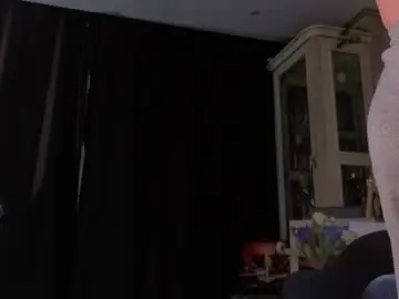 Chaturbate Live Sex Cam of quennacindy