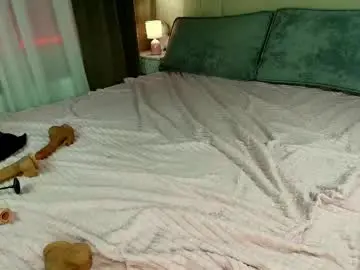 Chaturbate Watch Live Sex Cams of black_white_angel