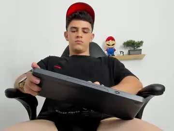 Chaturbate Adult Video Chat of mikecooper_