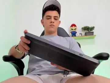 Chaturbate Adult Video Chat of mikecooper_