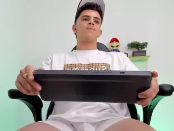 Chaturbate Best live sex cam show of mikecooper_