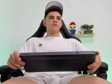 Chaturbate Private Sex Chat of mikecooper_