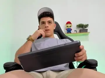 Chaturbate Adult Webcam of mikecooper_