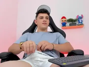 Chaturbate Live Porn of mikecooper_