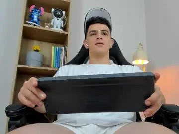 Chaturbate Adult Webcam of mikecooper_