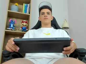 Chaturbate Adult Webcams of mikecooper_