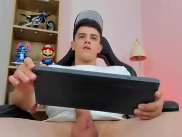 Chaturbate Nude Webcam of mikecooper_