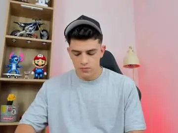 Chaturbate Sex Chat of mikecooper_