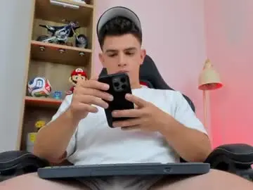Chaturbate Adult Webcams of mikecooper_