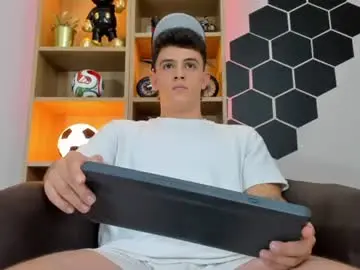 Chaturbate Live Sex Cam of mikecooper_