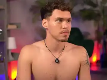 Chaturbate Live Sex Cam of curlystarx