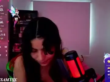 Chaturbate Adult Webcam of helia_n_amy