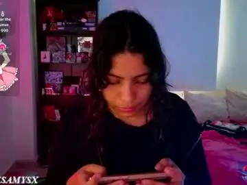 Chaturbate Sex Chat of helia_n_amy