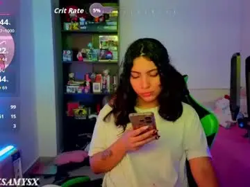 Chaturbate Live Porn of helia_n_amy