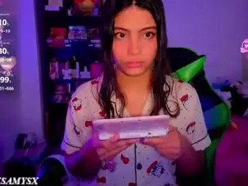 Chaturbate Free Live Porn of helia_n_amy