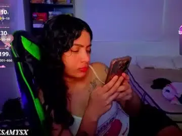 Chaturbate Free Live Porn of helia_n_amy