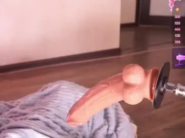 Chaturbate Live Porn of queeneliaa_