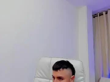 Chaturbate Free Live Porn of charlie_foxie