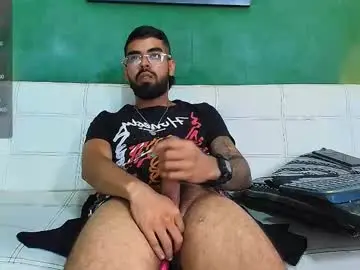 Chaturbate Free Porn Cam of stephenbrown_