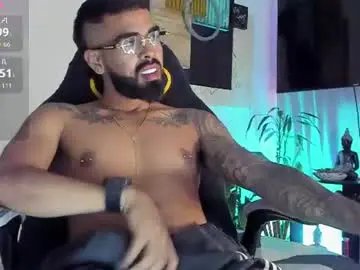 Chaturbate Live Porn of stephenbrown_