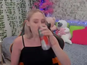 Chaturbate Watch Live Sex Cams of gina_lovelyy