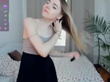 Chaturbate Live Sex of l1a_petite