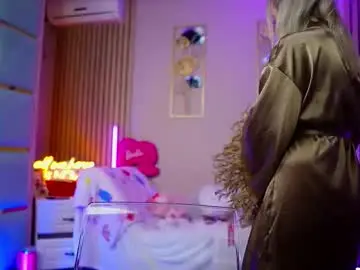 Chaturbate Live Sex Cam of sabrinajadex