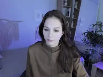 Chaturbate Live Sex Cam of mirandaglow